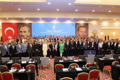 AK Parti Teşkilatının gelecek vizyonu Kızılcahamam’da belirlendi