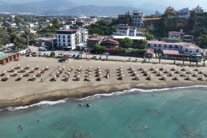 Hatay’a 6 yeni plaj müjdesi: Büyükşehir Belediyesi’nden tatilcilere konforlu mekanlar