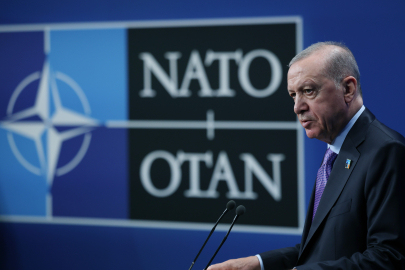 Cumhurbaşkanı Erdoğan'dan NATO Zirvesi mesajı: "Sorunların çözüm adresi diplomasi ve müzakeredir"