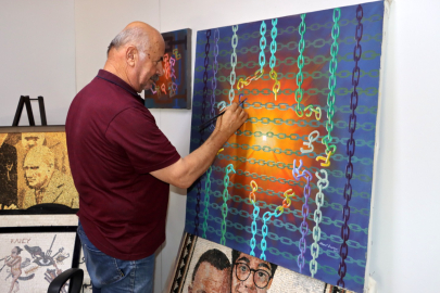 Modern dünyanın bağlarını tuvallere taşıyan sanatçı