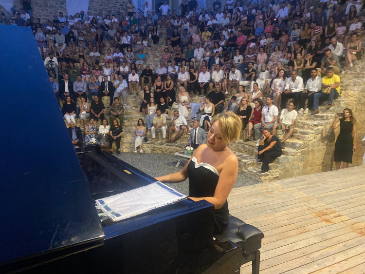 2 bin yıllık Odeon’da Rüya Taner’den unutulmaz piyano resitali 2