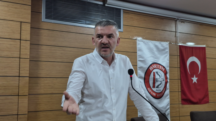 Bartınspor’da gergin kongre Yeni başkan taraftarlardan çıktı 3
