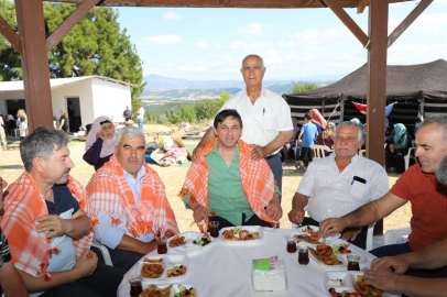 Manisa’da Keşkek Günü Festivali renkli görüntülere sahne oldu