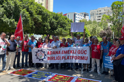 Adana’da emekliler, taleplerini dile getirdi