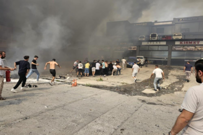 İzmir Buca’da kundaklama faciası: 25 araç kül oldu, şüpheli tutuklandı