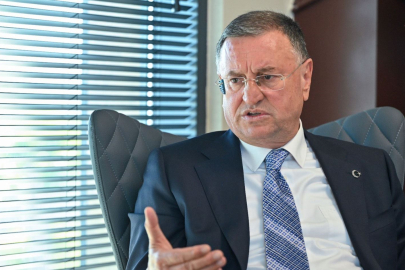 Lütfü Savaş kimdir, kaç yaşında, neden ihraç edildi? İşte siyasi kariyeri ve biyografisi