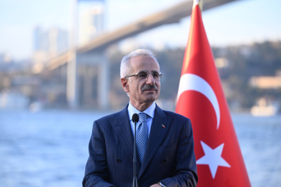 Bakan Uraloğlu: Dijital dönüşüm sayesinde 2024 yılında 4,5 milyondan fazla işlem elektronik ortamda gerçekleştirildi