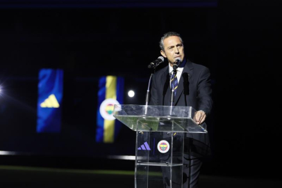 Fenerbahçe'nin 2025-2026 sezonu formalarının lansmanı yapıldı