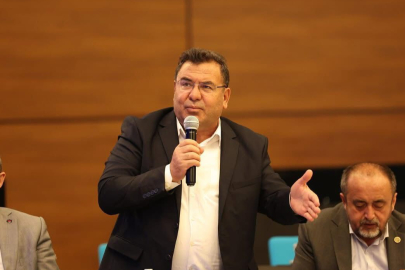 Sağlık-Sen Adana Şube Başkanı Nennioğlu, sağlık çalışanlarının taleplerini sıraladı