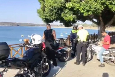 Adnan Menderes Bulvarı’nda yaya ve bisiklet yolunu ihlal eden motosiklet sürücülerine ceza