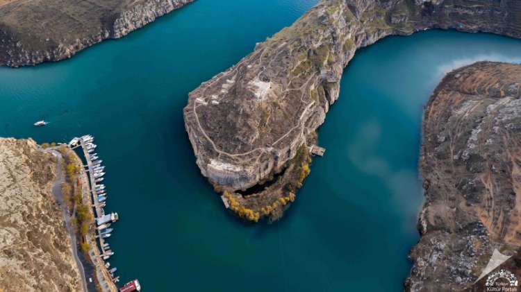 HAVARİLERİN AYAK İZİNDE KUTSAL BİR MİRAS