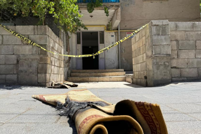 İntihar girişimi vahşete dönüştü: Baba, kızını benzinle yaktı