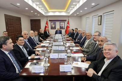 “Kuşaktan Kuşağa” temasıyla 9. Uluslararası Adana Lezzet Festivali hazırlıkları üst kurul toplantısında ele alındı