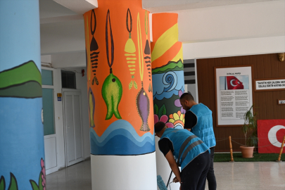 Osmaniye'de okul ve kamu binaları yükümlülerin eliyle güzelleşiyor