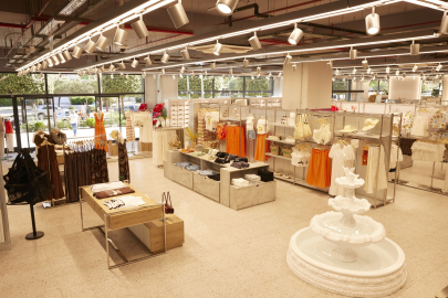 DeFacto, Türkiye ve Dünyanın en büyük mağazasını Adana’da hizmete sundu