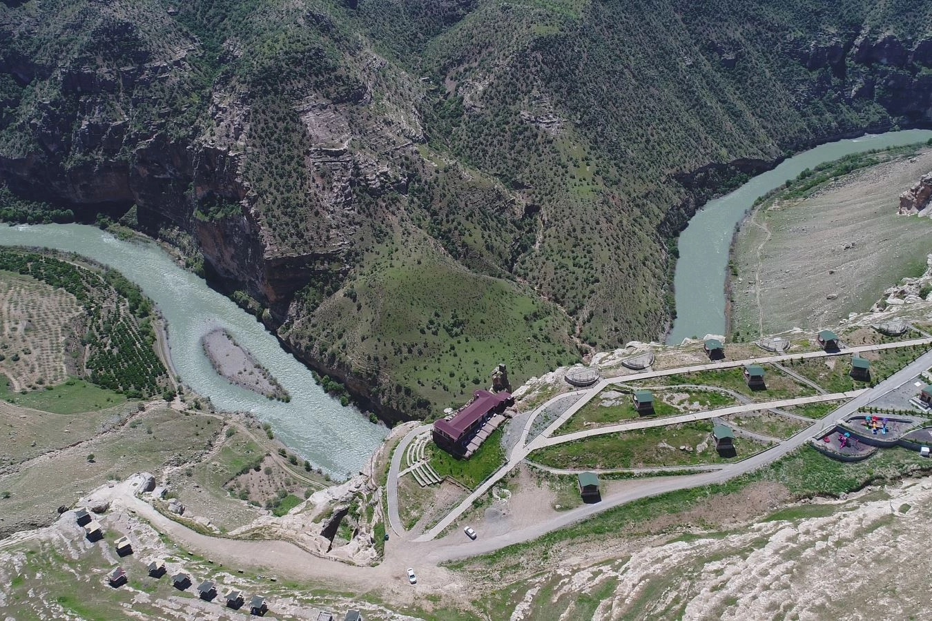 Taşbaşı Mağarası’ndan Botan Suyu’na Kuşbakışı: Siirt’in Saklı Doğa Harikası