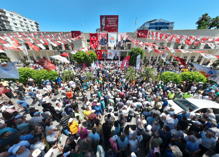 CHP’den Zeydan Karalar için Adana’da kitlesel destek açıklaması 2