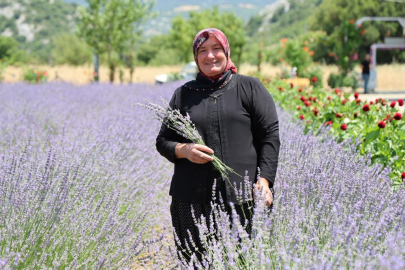 Adana Feke’de köy kadınları lavanta bahçeleriyle kırsal turizmi canlandırıyor