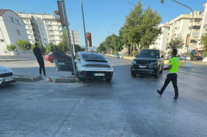 CHP’li Vekil Gamze Akkuş İlgezdi Çanakkale’de trafik kazası geçirdi