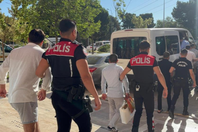 Manisa’da emlak ofisinde silahlı kavga: 1 ölü, 3 yaralı
