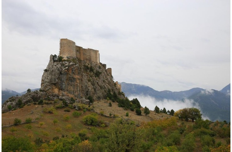 Feke Kalesi: Göksu Nehri'ne hakim tarihî yapı
