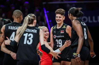 Filenin Sultanları Hollanda'yı set vermeden geçti, VNL finallerine katılmayı garantiledi!