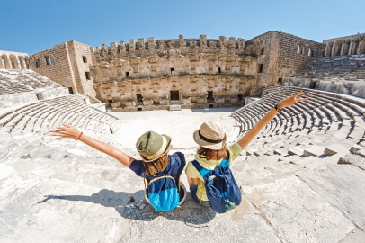 Gençlere bedava tatil fırsatı: Seyahatsever başvuruları başladı!