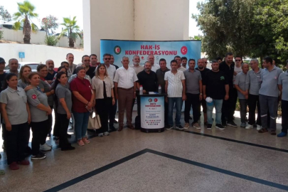 HAK-İŞ Adana şubesi sendika üyeleri Pençe-Kilit şehitlerini dualarla andı