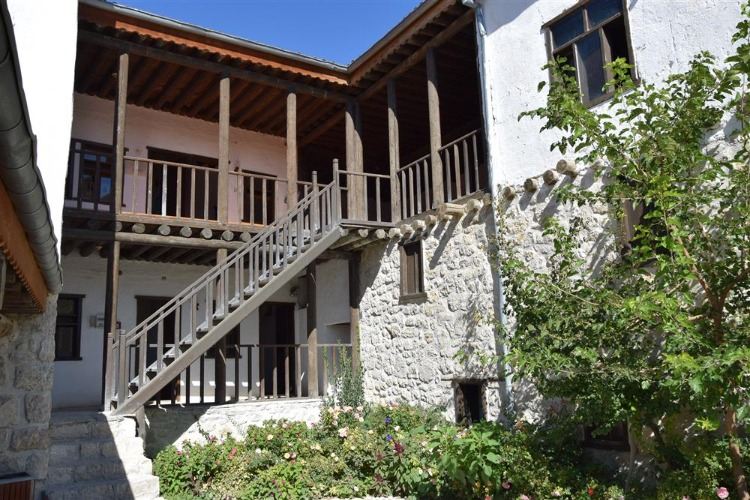 TARİHİ KEŞİF: SİVRİHİSAR'DAKİ NASREDDİN HOCA MEZARI