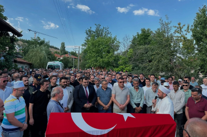 Balıkesir’de kalp krizi sonucu vefat eden polis memuru toprağa verildi