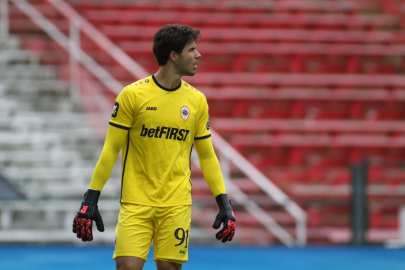 Galatasaray'ın kaleci adayı Belçika'dan: Senne Lammens için ilk temas kuruldu