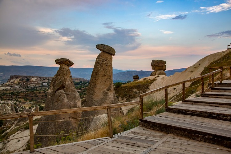 ÜÇ GÜZELLER'E ULAŞIM VE ZİYARET İPUÇLARI