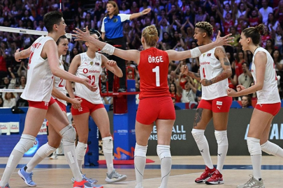 Filenin Sultanları sahada! Türkiye - İtalya voleybol maçı ne zaman, saat kaçta, hangi kanalda?