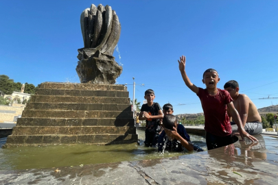 Şanlıurfa’da kavurucu cehennem! Hissedilen sıcaklık 50 dereceyi aştı