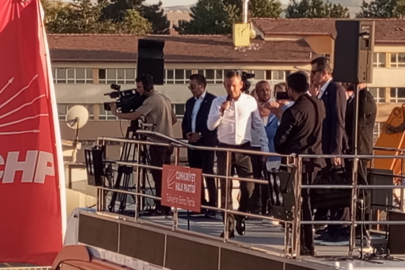 CHP Lideri Özel, Malatya’da “Millet İradesine Sahip Çıkıyor” mitinginde konuştu