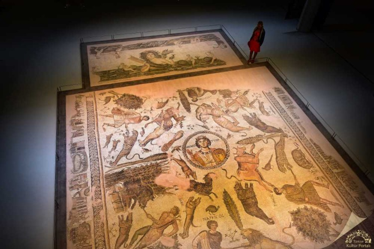 MODERN MÜZECİLİĞİN ÖRNEĞİ: YENİ MÜZE BİNASI