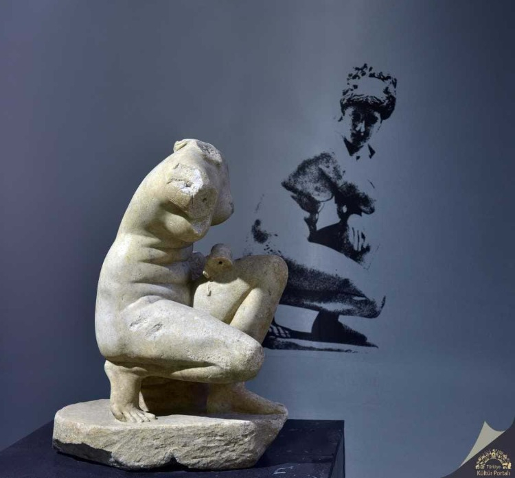 TEMA TEMA ANLATILAN BİR TARİH YOLCULUĞU