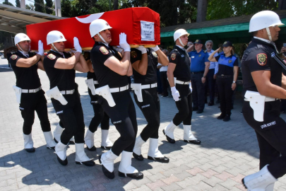 Adana’da tatil yapan polis memuru kaza kurşunuyla hayatını kaybetti