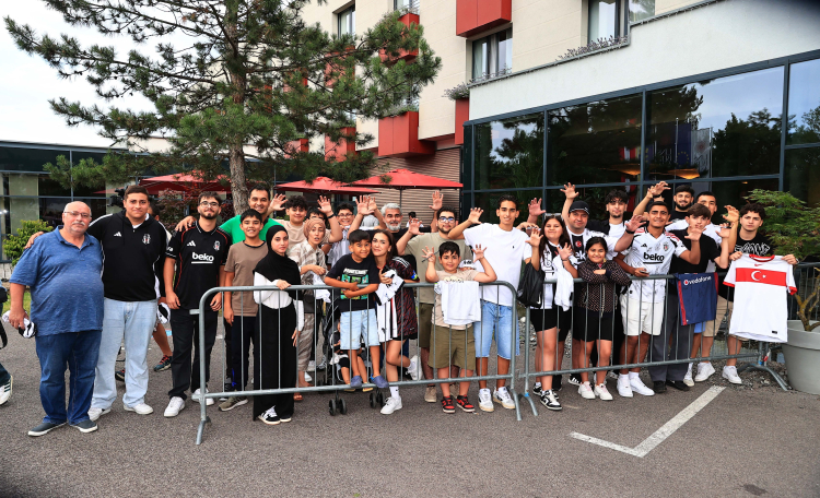 Beşiktaş Başkanı Serdal Adalı ve Orkun Kökçü, Avusturya kampına katıldı 2