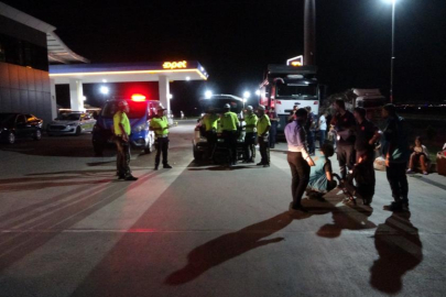 Malatya'da kontrolden çıkan yolcu otobüsü oto yıkamaya daldı: 8 yaralı