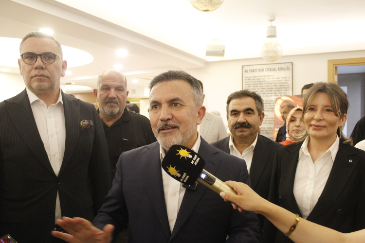 21 Down Sendromlu Çocuklarla vatan sevgisi “Bir Gece, Bin Umut” sergisinde hayat buldu