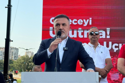 AK Parti İl Başkanlığı "O Geceyi Unutma, Bir Umut Uçur" etkinliği gerçekleştirdi