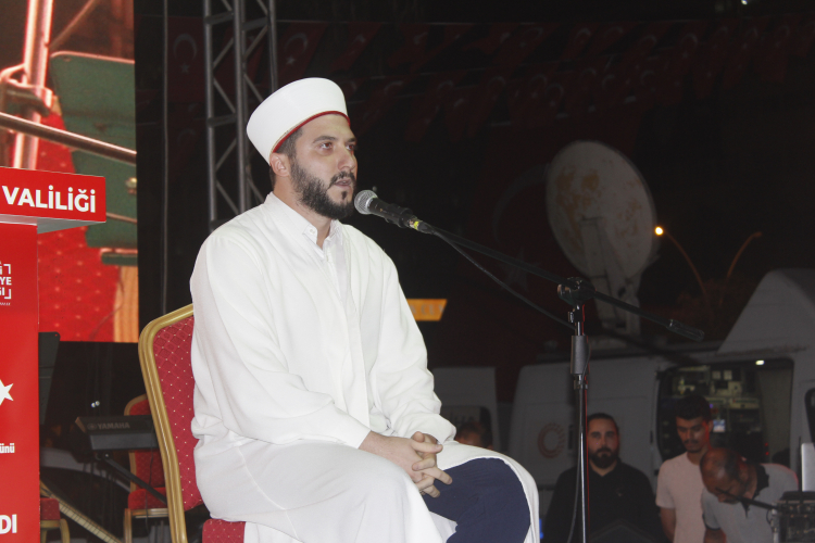 Adana 15 Temmuz Demokrasi ve Millî Birlik Günü'nün 9. yılında ‘Demokrasi Nöbetiyle’ tek yürek oldu