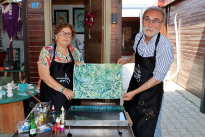 Ebru teknesinde Hatay’ın kalbi attı