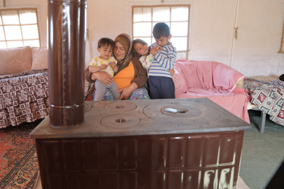 Gündüz 30, gece 10 derece: Yazın sobayla ısınan yayla ailesinin zorlu yaşamı