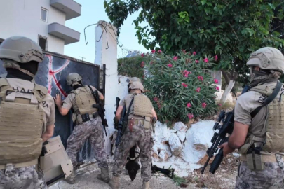 Mersin Kızkalesi'nde fuhuş operasyonu