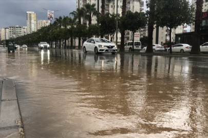 Adana’da Cuma günü gök gürültülü sağanak uyarısı