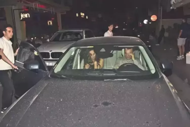 Güzide Duran ile Fikret Orman Bodrum’da görüntülendi 2