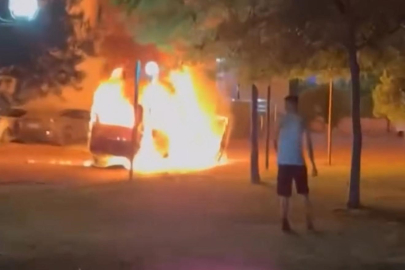 Diyarbakır’da bir kişi önce aracını ateşe verdi daha sonra kendini yaktı