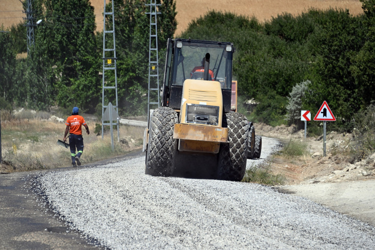 Mersin Büyükşehir’den Yarmasu’ya 8 kilometrelik yeni asfalt yol 3